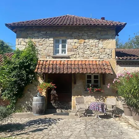 Holiday home La Poire, Op Landgoed Aan De Dordogne Prudhomat