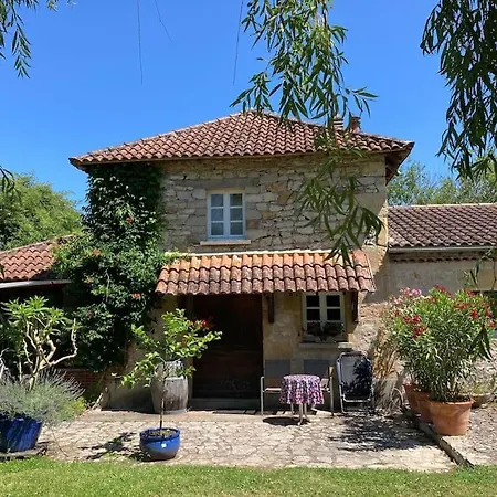 Holiday home La Poire, Op Landgoed Aan De Dordogne Prudhomat